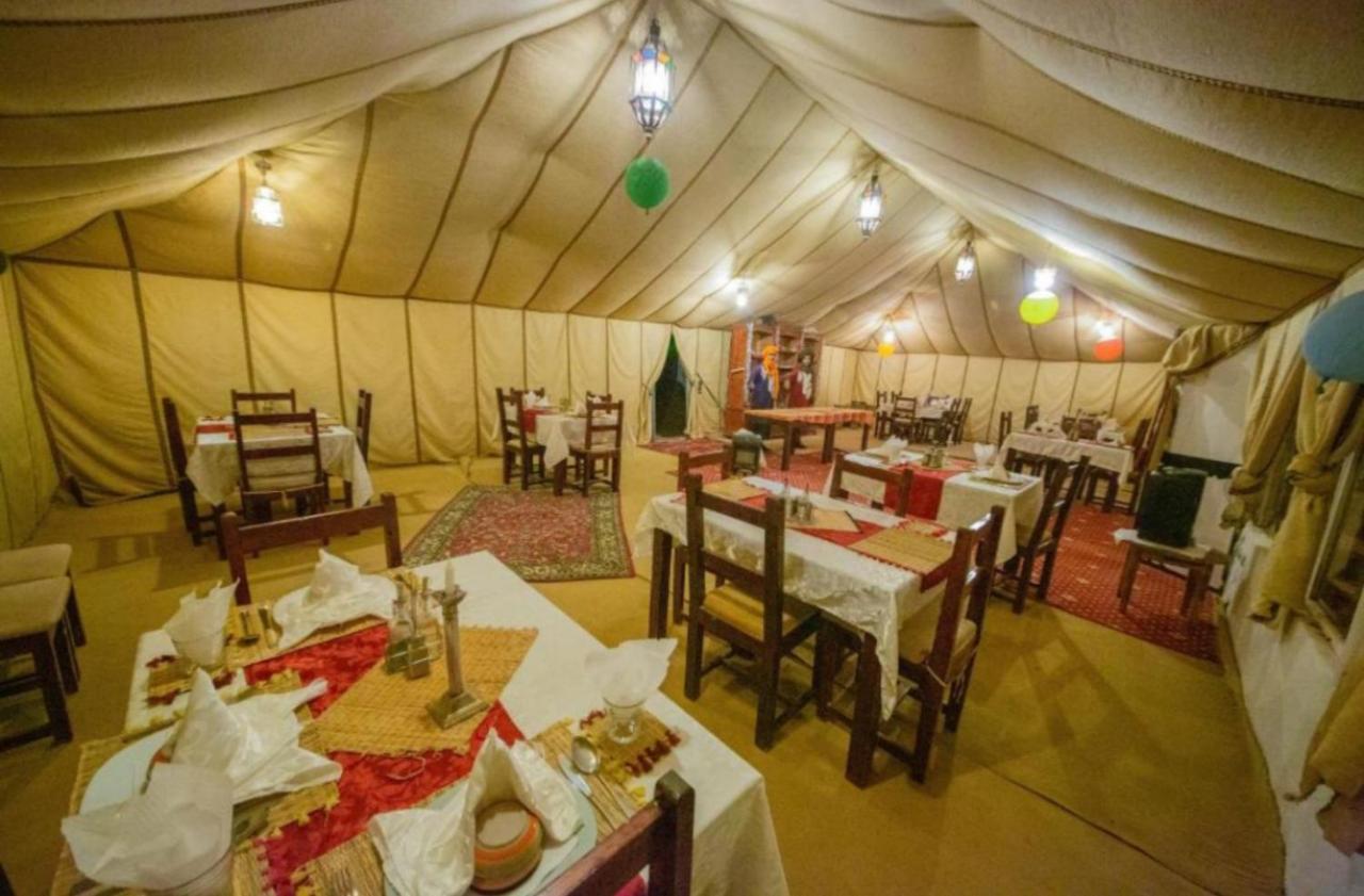 Desert Berber Fire Camp Merzouga Eksteriør bilde